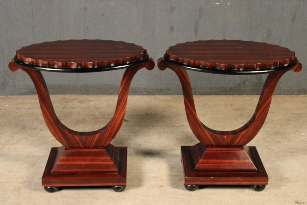 Best Sleep Centre Opportunity Buys Wayfair Returns Lot 779 - Pair Of Scalloped Top Occasional Tables On Wishbone Pedestal