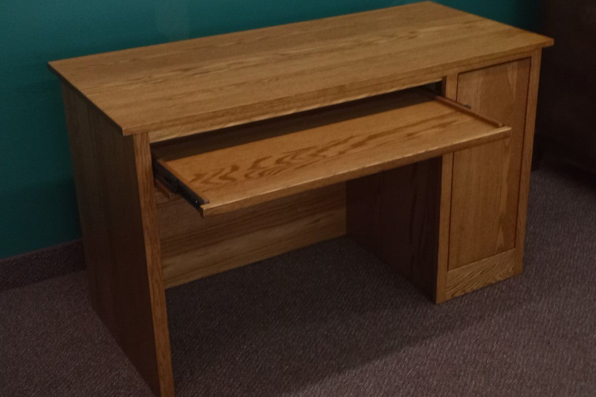 Best Sleep Centre Inc. Opportunity Buys Solid Oak Office Desk