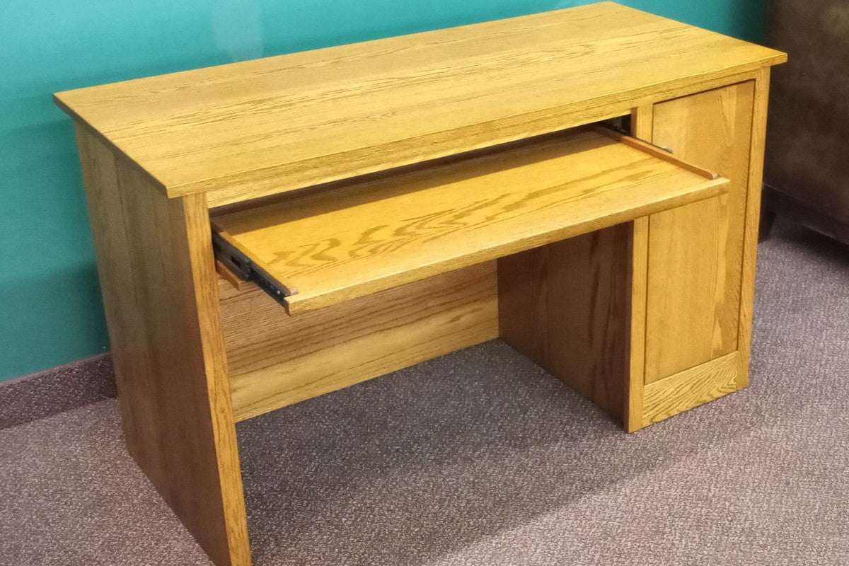 Best Sleep Centre Inc. Opportunity Buys Solid Oak Office Desk