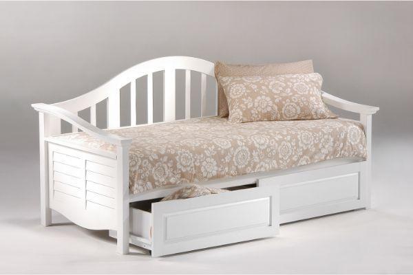 Night and Day Furniture Daybeds Seagull Daybed