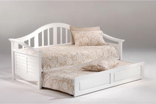 Night and Day Furniture Daybeds Seagull Daybed